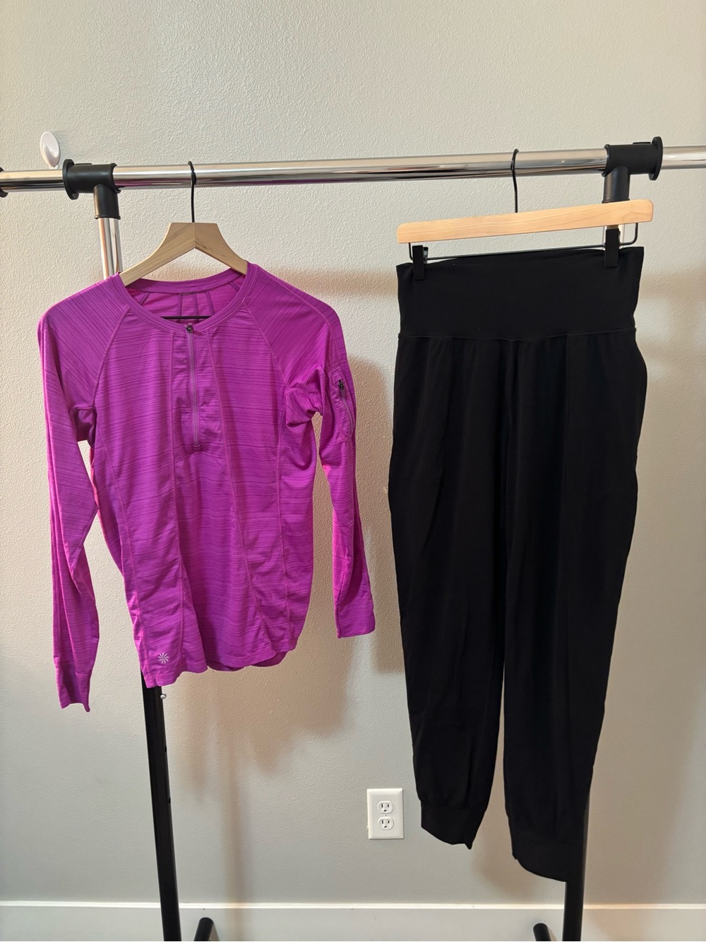 Athleta Fuchsia Long Sleeve Active Top with Black Joggers